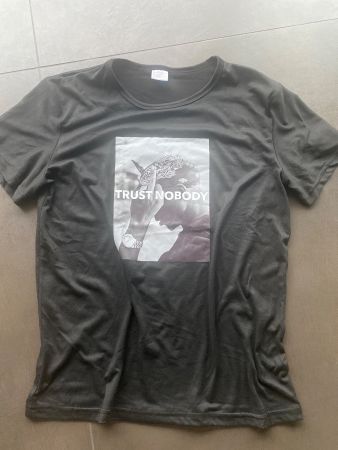 T-shirt taille L