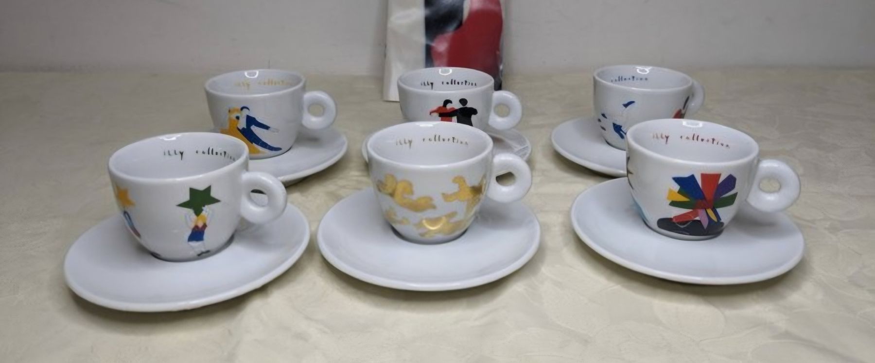 Illy Tazze: Illy Collection 1999 - Tazzine Ballerine – Usato da Meierskappel venduto da stadlin87 1