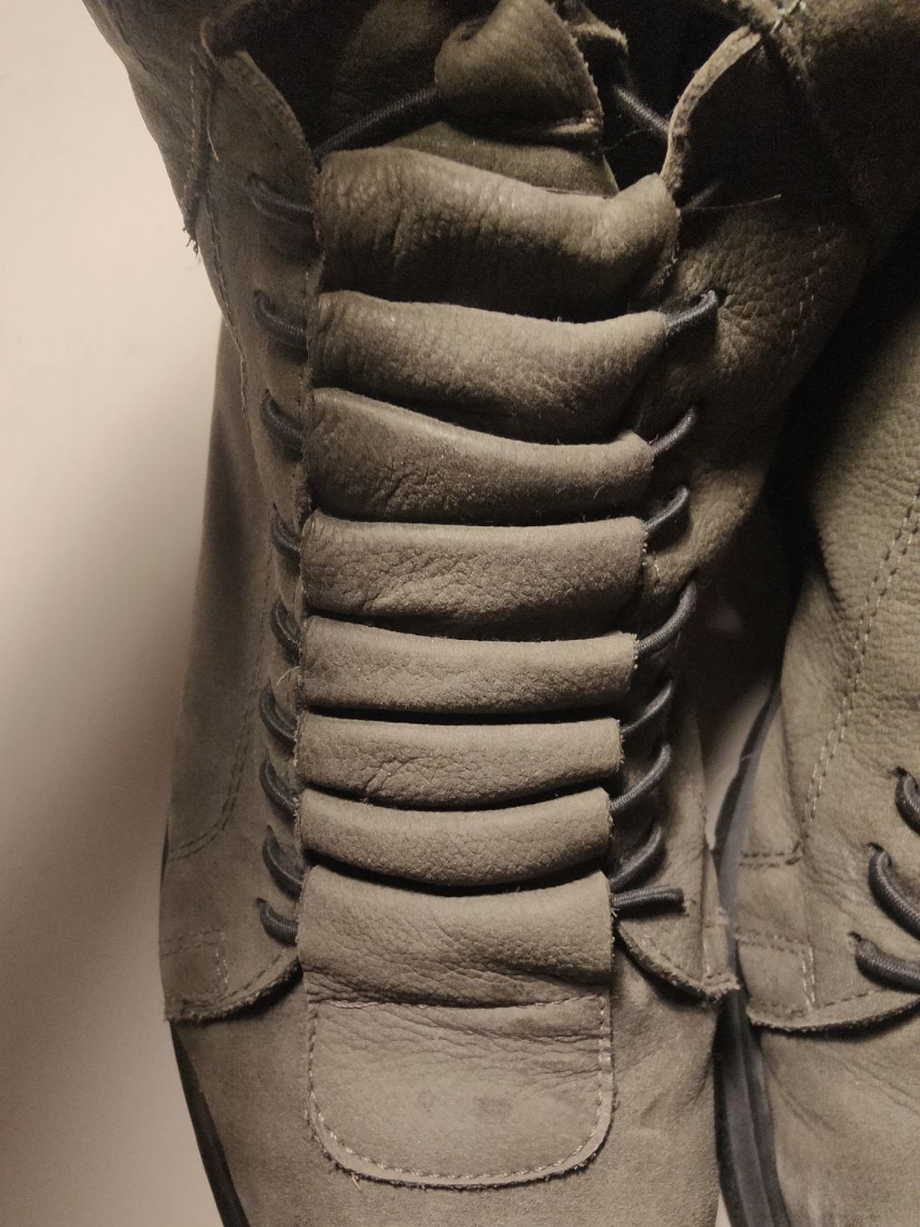 Herrenschuhe: Stilvolle Stiefel – Gebraucht aus Hinwil von her_2t5p 1