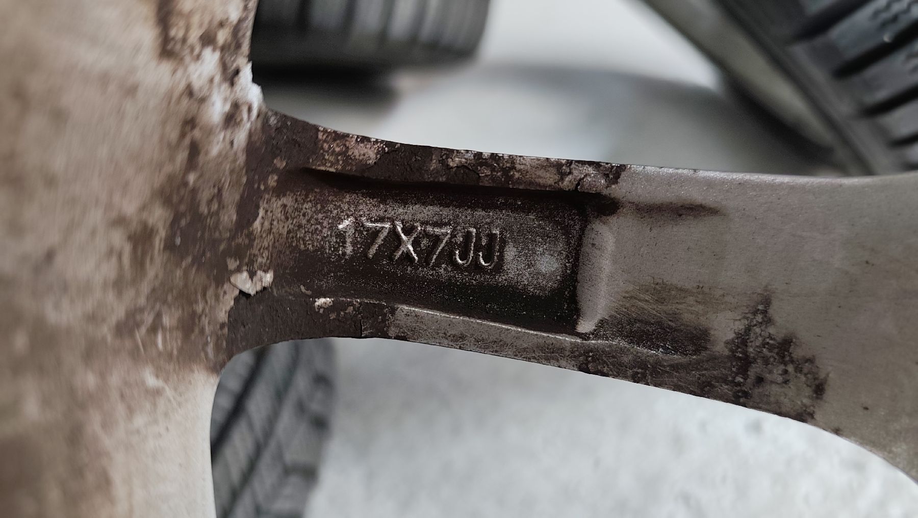 Cerchioni: Felgen mit Winterreifen – Usato da Wünnewil venduto da labi91 3