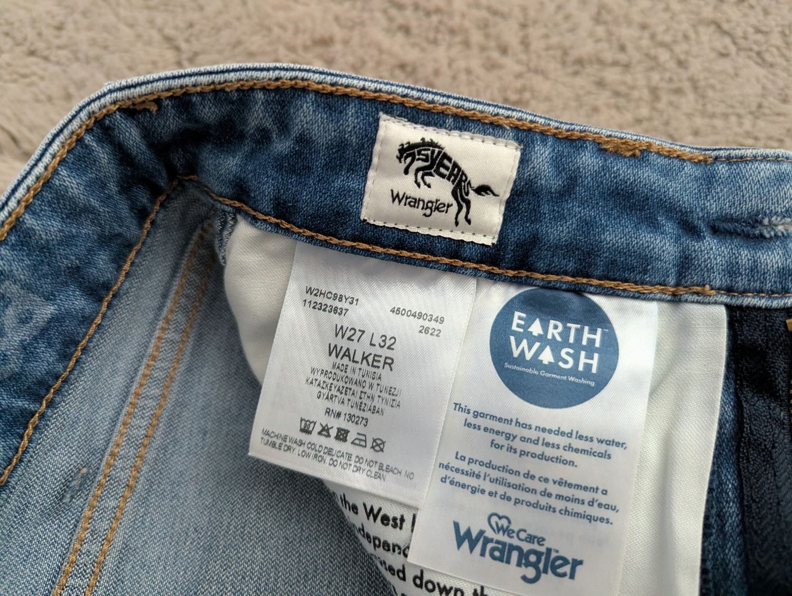 Wrangler Jeans: jean wrangler 27/32 – Nuovo (secondo la descrizione) da Montreux venduto da dem_gyt9 3