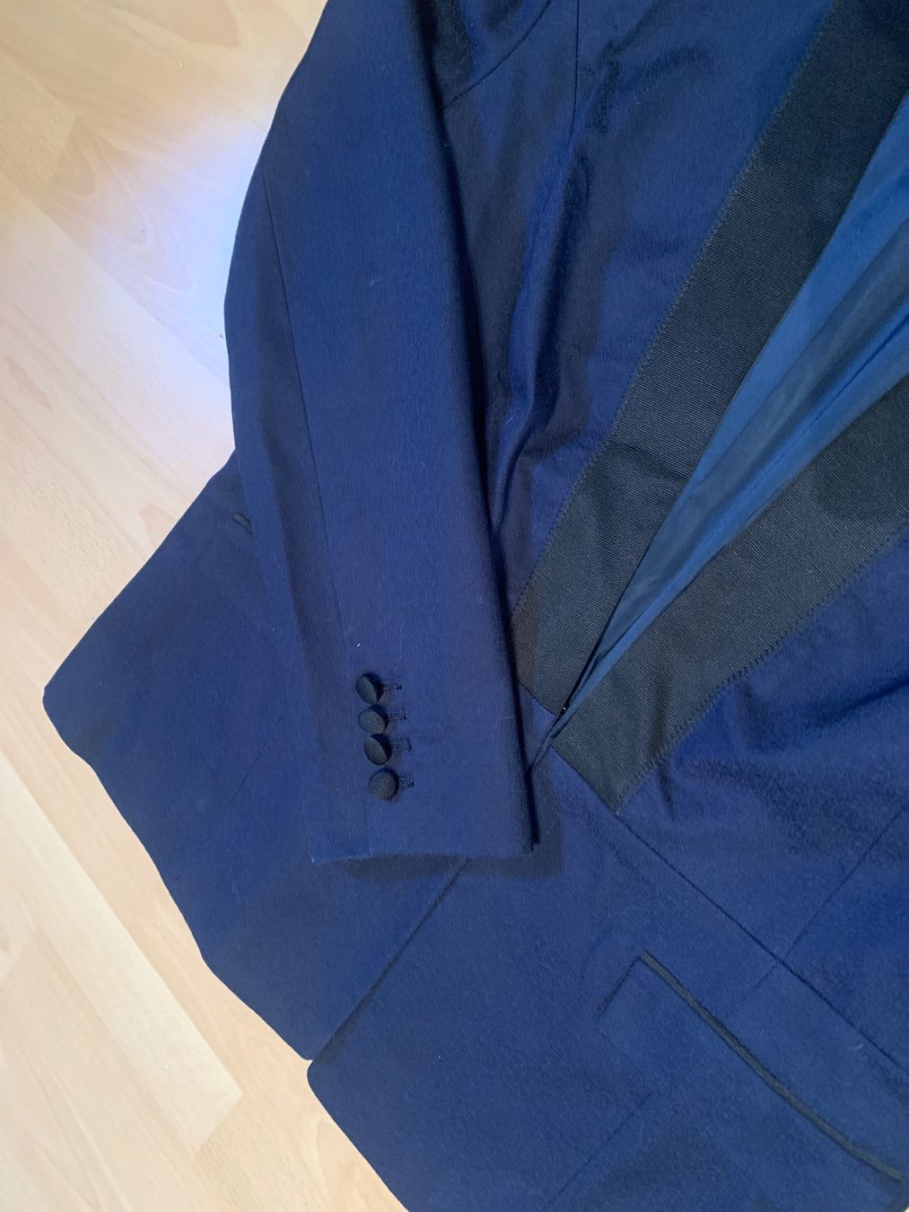 Banana Republic Giacche: Banana Republic Blazer dunkelblau – Usato da Wohlen AG venduto da Lunas_Closet 4