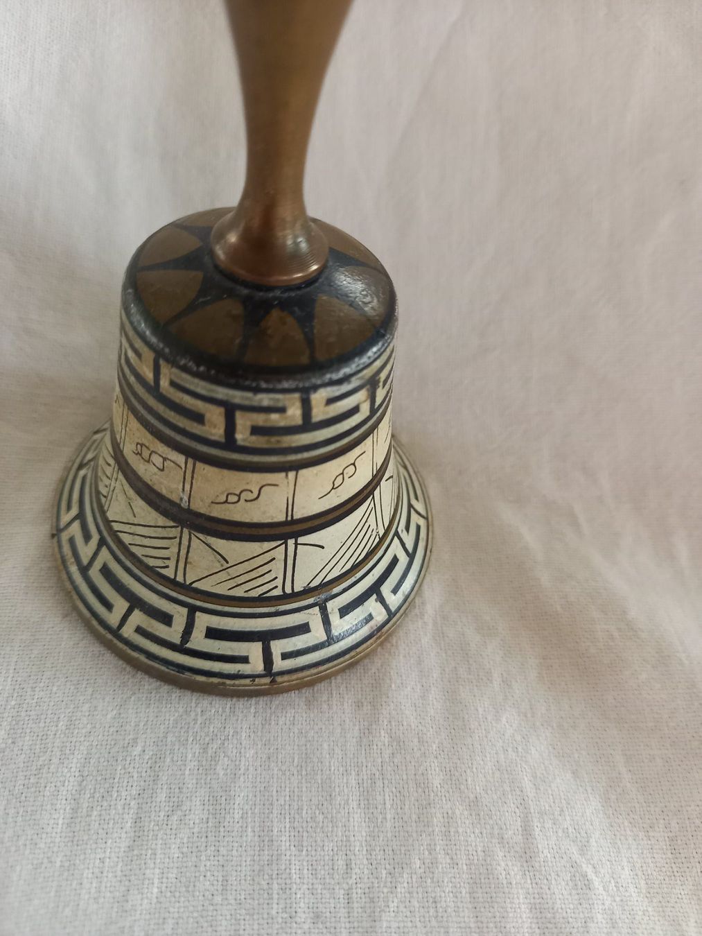 Campanacci mucche: Sonnette de table avec motifs géométriques – Usato da Rossens FR venduto da Souris1 1