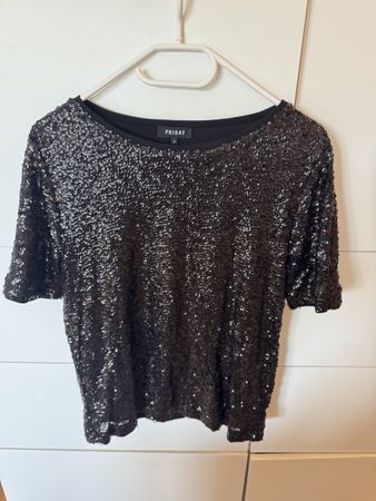 Paillettenshirt Friday S schwarz neuwertig