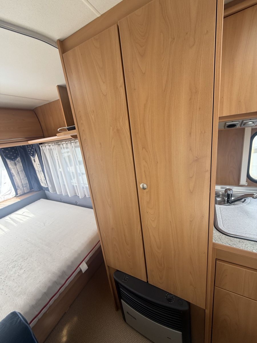 Bürstner Veicoli da campeggio: Bürstner Ventana 490 TK Wohnwagen ab MFK – Usato da Ried-Brig venduto da inf_k7jw 5