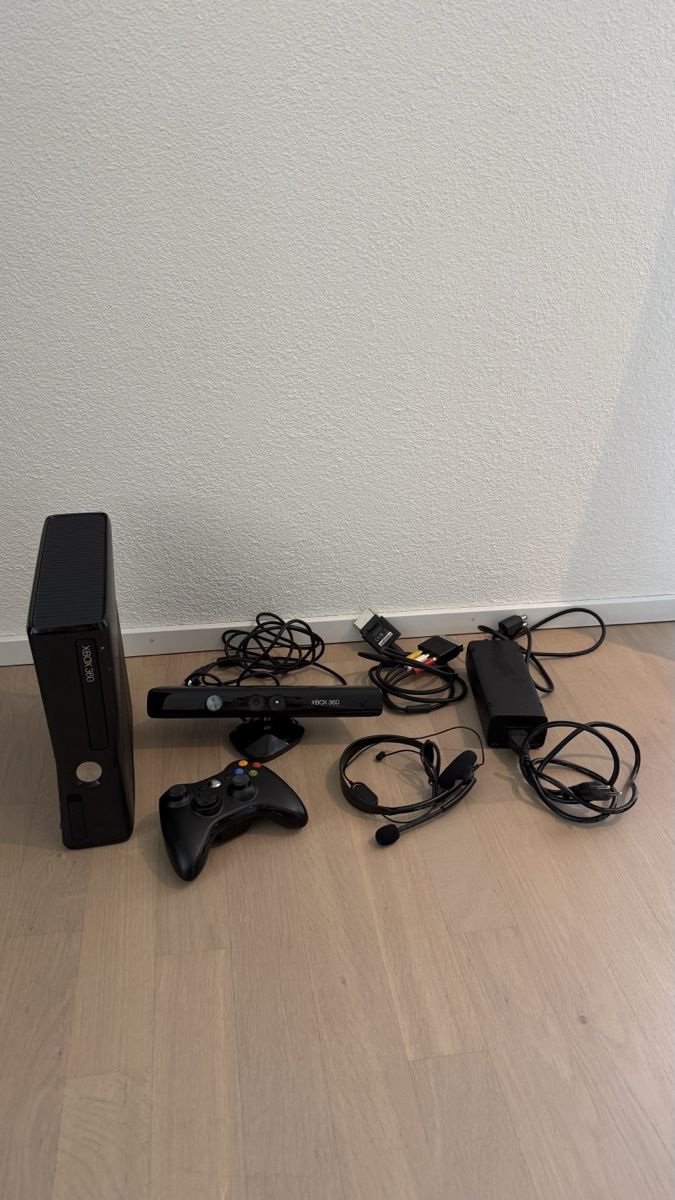 Microsoft Konsolen: Xbox 360 schwarz – Gebraucht aus St. Gallenkappel von lari.18