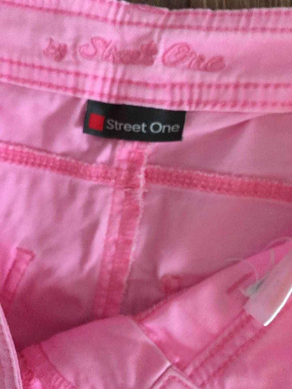 Pantaloni: 7/8 Hose Street One Gr. 36 – Usato da Muotathal venduto da robin40 5