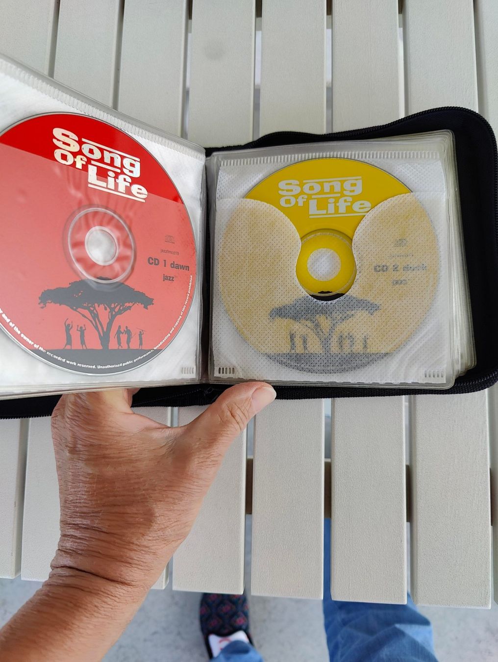 CDs: CD Tasche mit Afrikanischer Musik – Gebraucht aus Meggen von SellingGoods_1 7