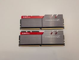 G.Skill Trident Z 16GB (2x8GB) DDR4-3000 CL15 – F4-3000C15D