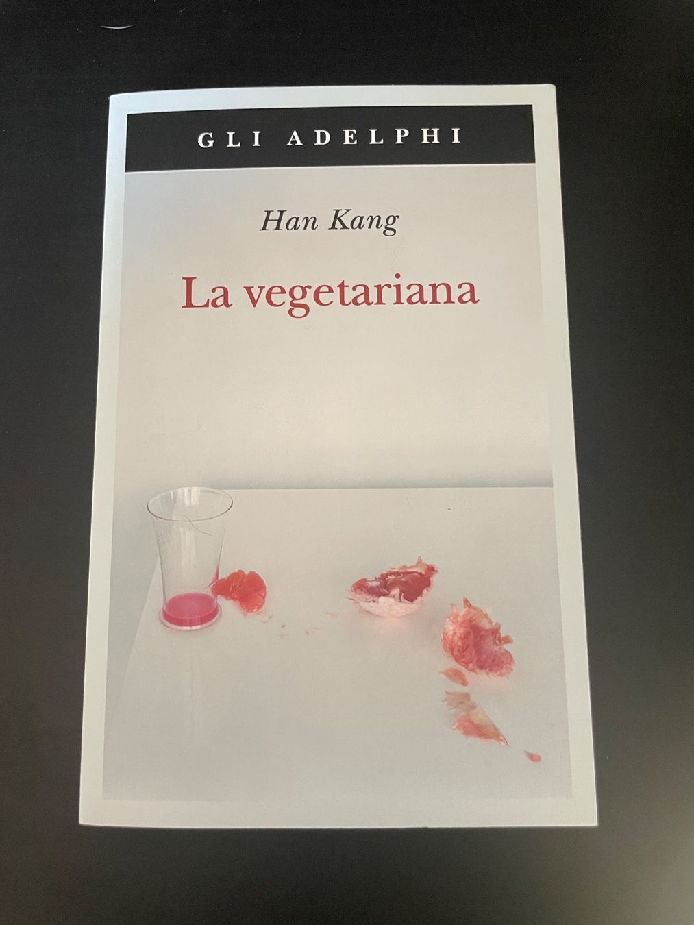 Bücher: Libro La vegetariana Han Kang Adelphi copertina morbida – Gebraucht aus Minusio von jas_ry5h