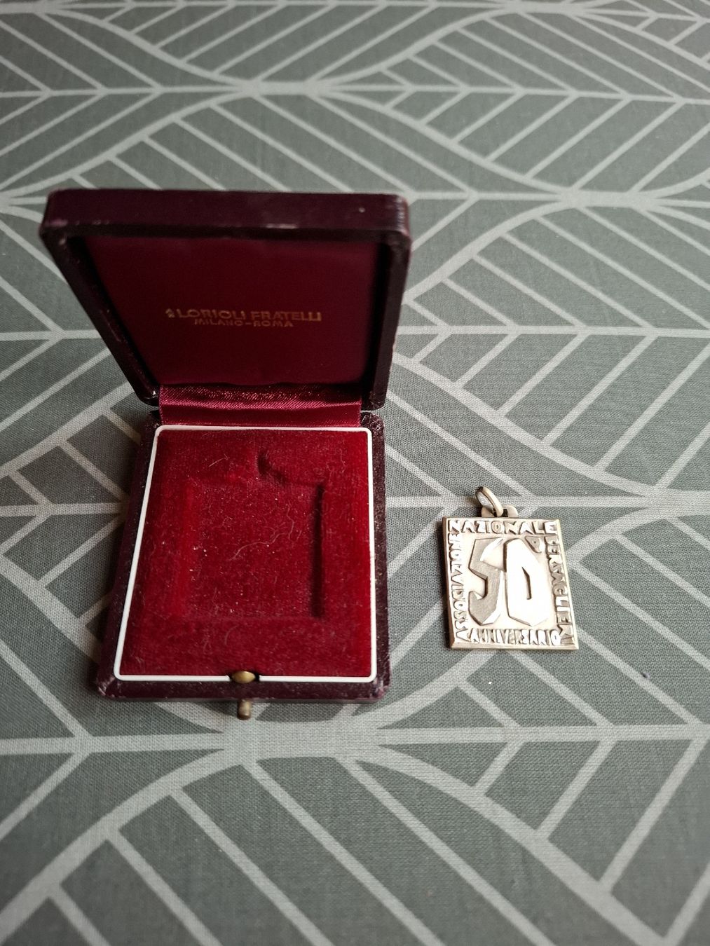 Medaglie: Médaille Militaire en Argent 800 – Usato da Le Locle venduto da Maria.222 5
