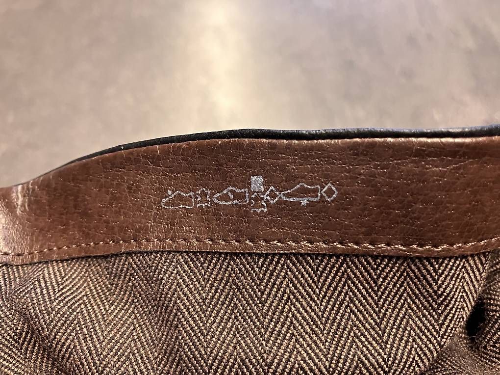 Scarpe da donna: Modische Bata Stiefel Gr. 38 neu schwarz – Usato da Zürich venduto da Zueriost 4
