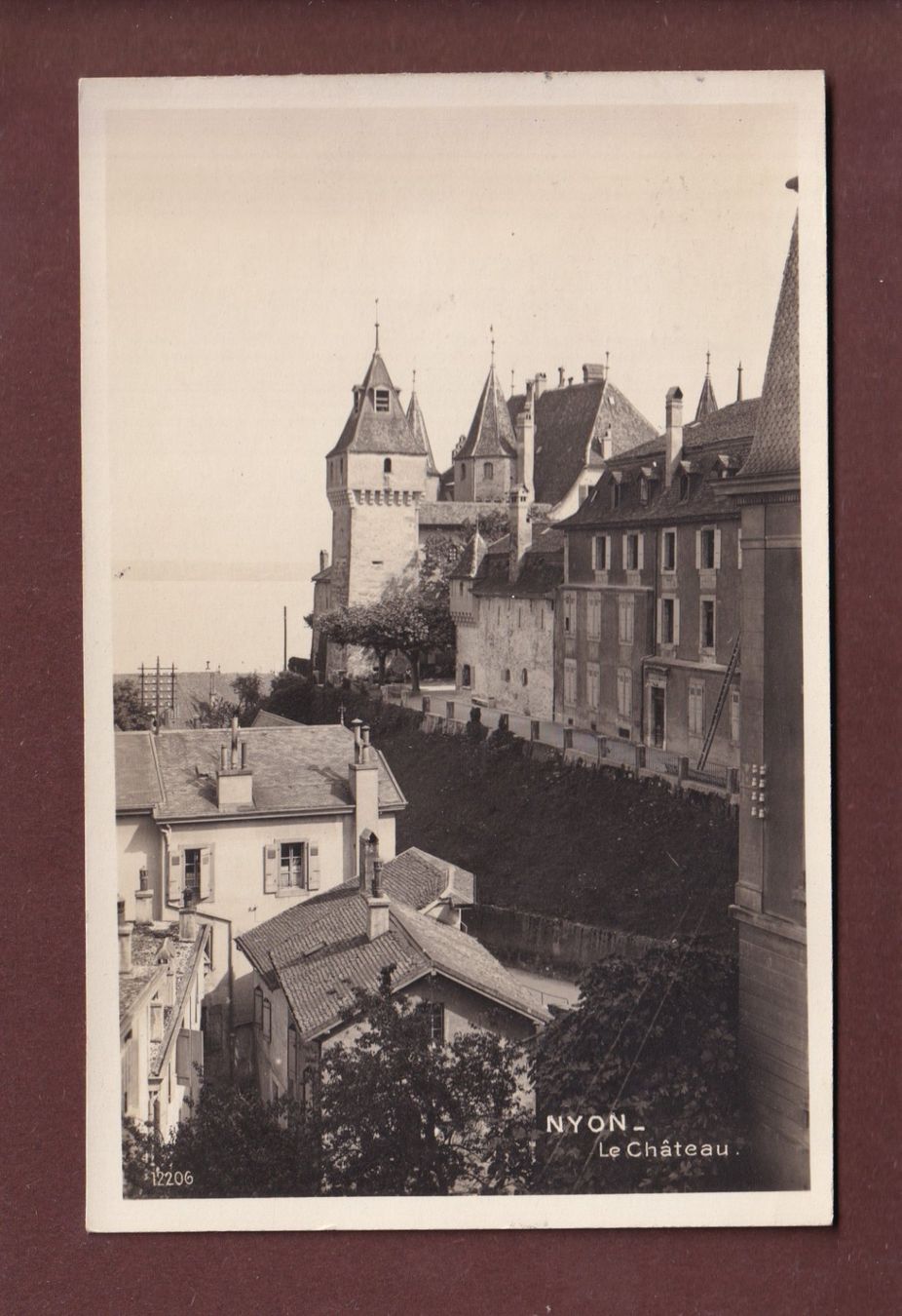 Cartoline postali: NYON - Le Château - 1934 – Usato da Pully venduto da nicecards