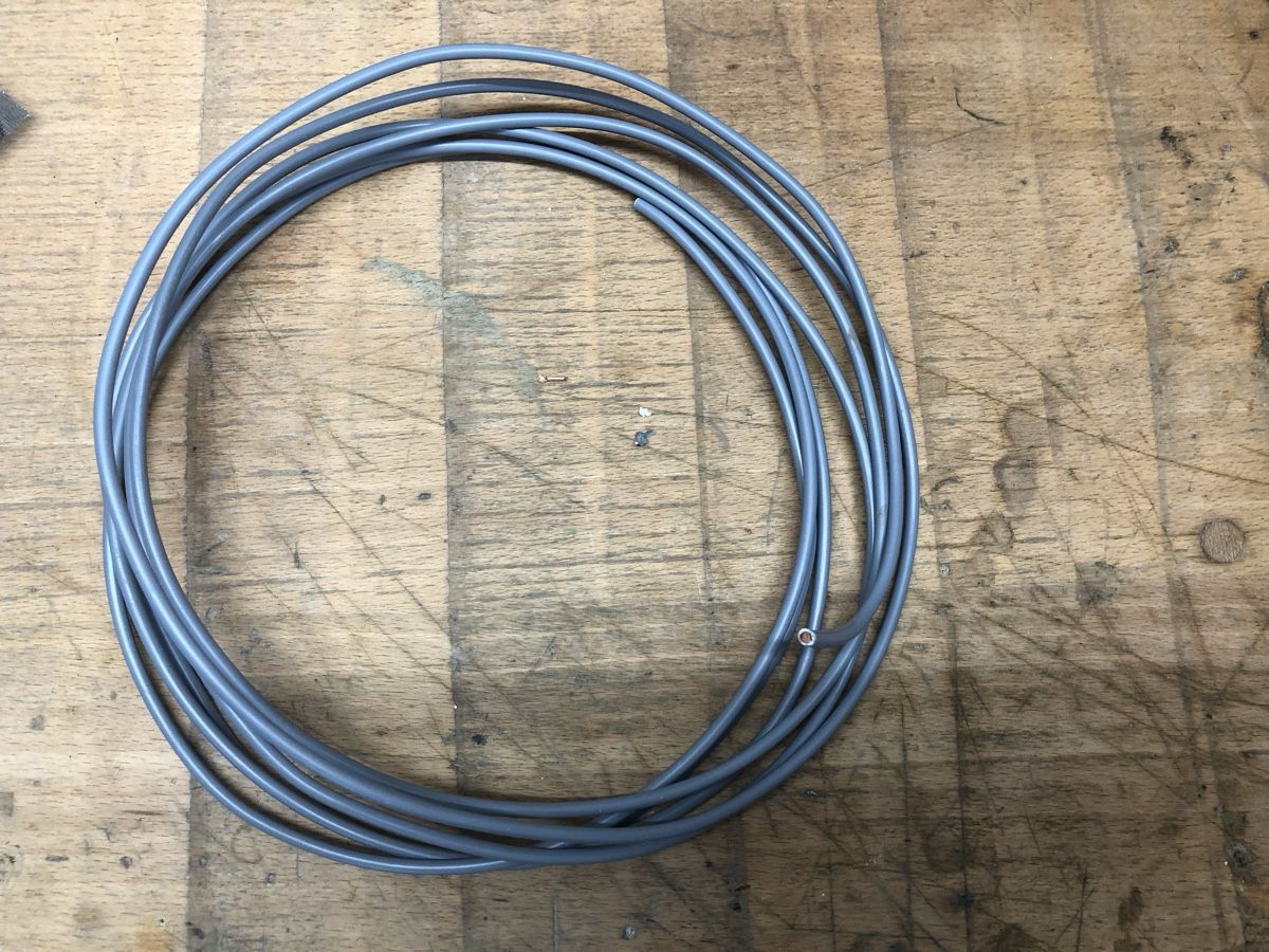 Kabel: 6mm2 Draht 1Leiter Grau 3.5m – Neu und originalverpackt aus Dottikon von FaszinationEisenbahn