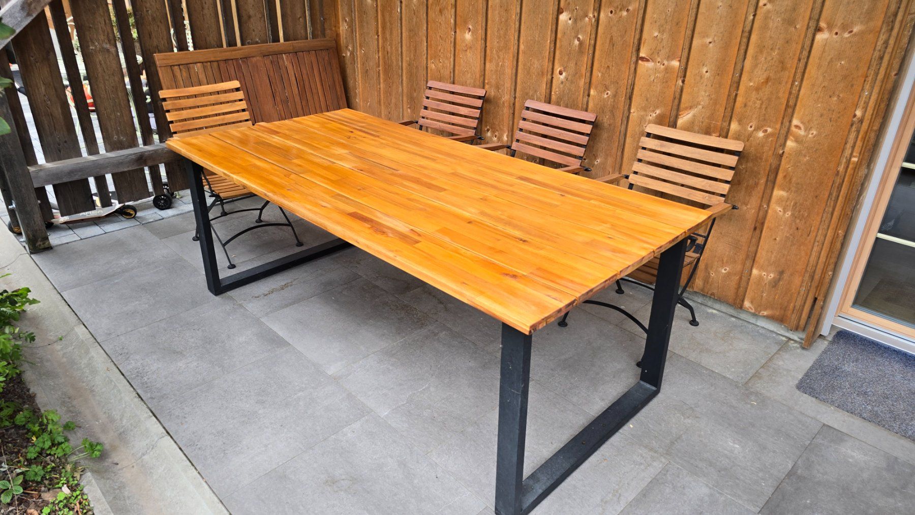 Tavoli: Gartentisch – Usato da Utzenstorf venduto da Gm.34