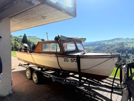 Klassisches Motorboot zu verkaufen inklusive Anhänger