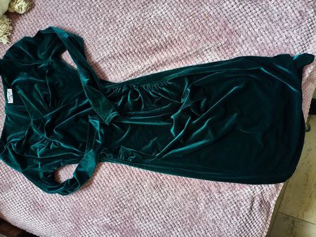 Elegantes Rockabilly Samtkleid UK12