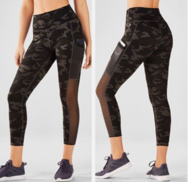 Lotti di vestiti: Top sport set fabletics gr. Xs – Usato da Amriswil venduto da Fisch79 5