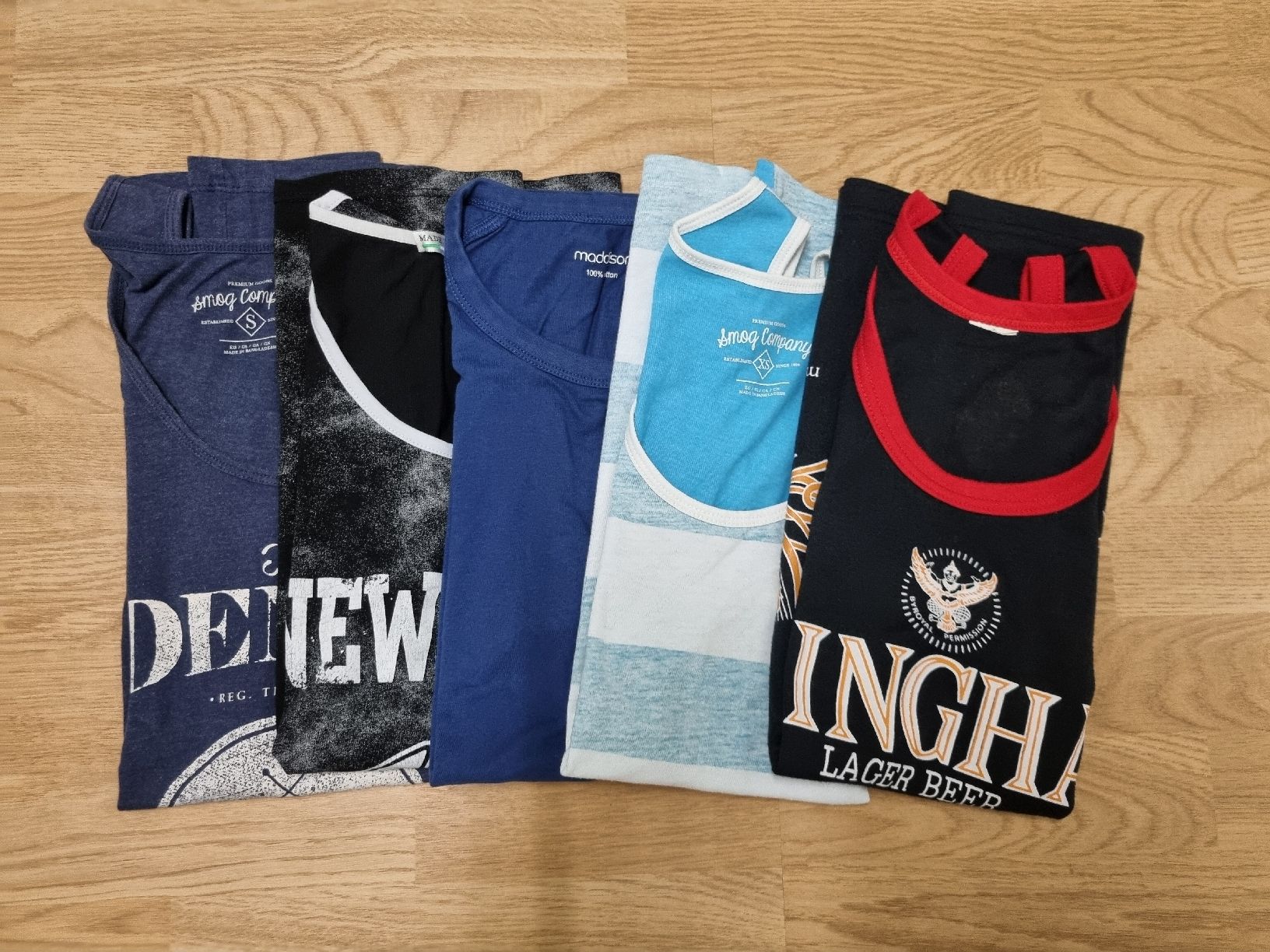 T-shirt: 5er Pack Tops Herren – Usato da Kollbrunn venduto da Frma18