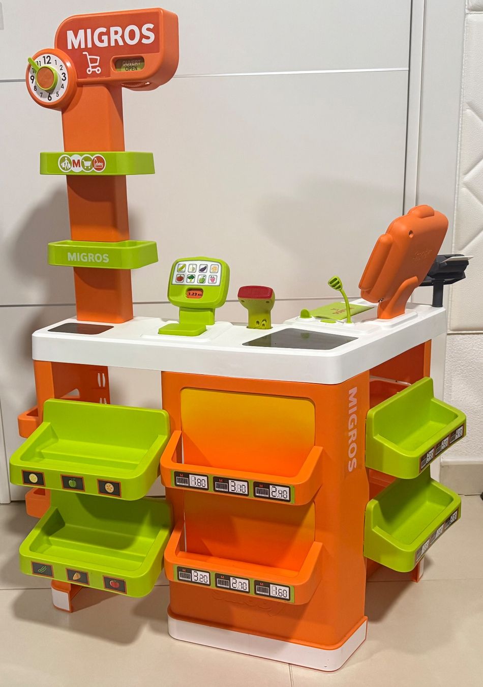 Migros Spielzeuge: Migros-Kinder Station + Kasse + Zubehör – Gebraucht aus Contone von Chaos76
