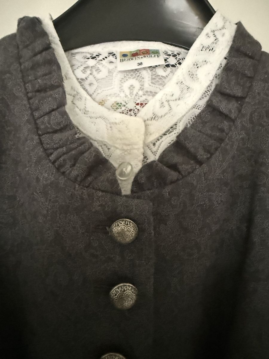 Vestiti: Dirndl Berwin & Wolff, Grösse 38/40, Grau mit Spitze – Nuovo e nell'imballaggio originale da Ernetschwil venduto da V8. 3