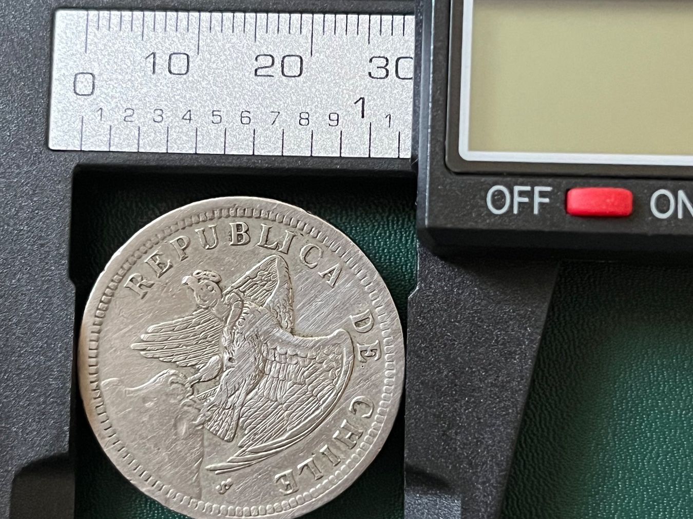 Tutti le monete: 1 UN PESO 1933 Chile Republi – Usato da Neuenhof venduto da Mastermind-73 2