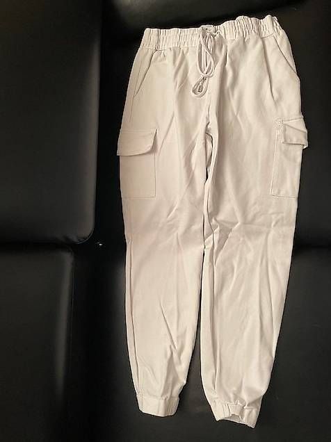 Pantaloni: Cargohose Amisu Gr. 42 – Usato da St.Gallen venduto da NOVEMBER01