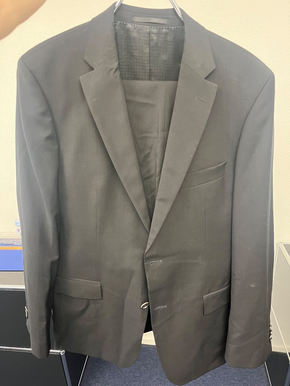 Completi: Hugo Boss Anzug schwarz ab CHF 1.00 – Usato da Zürich venduto da simugi 7
