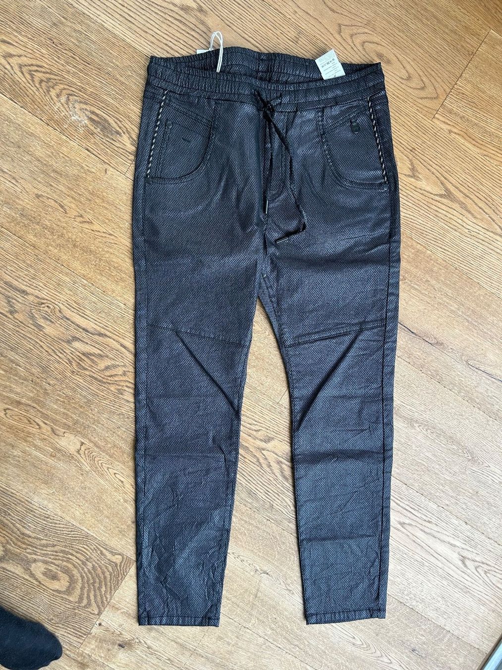 Pantaloni: Hose, Gang  //NEU// 28 – Nuovo (secondo la descrizione) da Stettfurt venduto da outlet72
