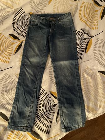 Jeans fille 7-8 ans