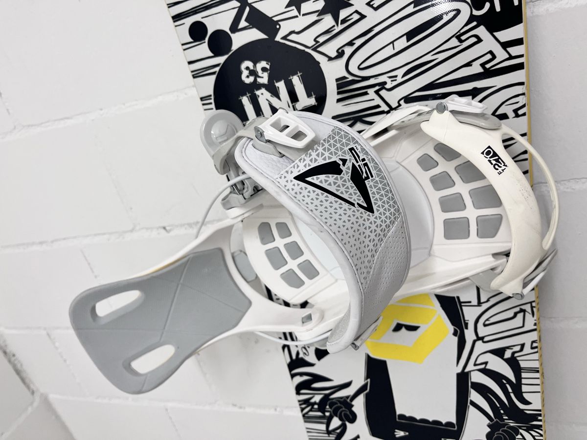 Boards: Snowboard inkl Bindung und Schuhe  – Gebraucht aus Hinwil von dire07 2