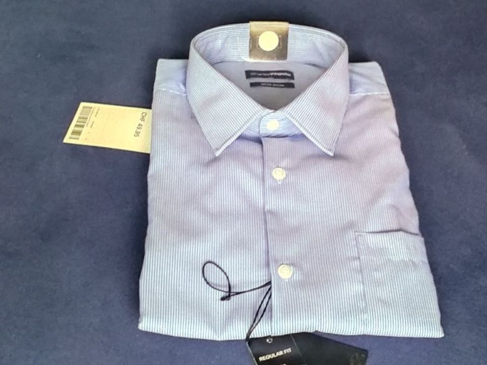 Hemden: Hemd blau, Regular Fit, 43/44, Non Iron, kurzarm – Neu (gemäss Beschreibung) aus Horgen von mar_8rbw