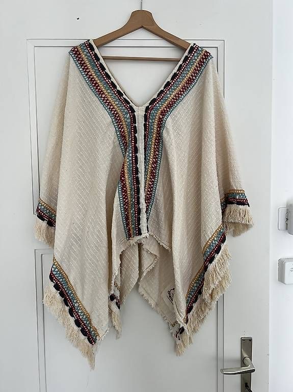 Bolero: Poncho handmade in Mexiko – Usato da Zürich venduto da live06