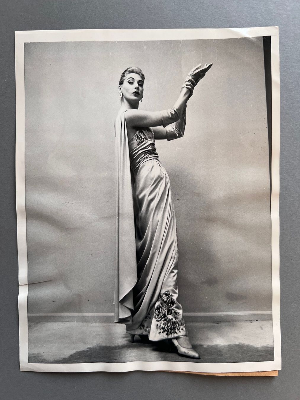 Foto & Immagini: CECIL BEATON, Modefotografie VINTAGE 1956 – Usato da Küsnacht ZH venduto da sowohlalsauch