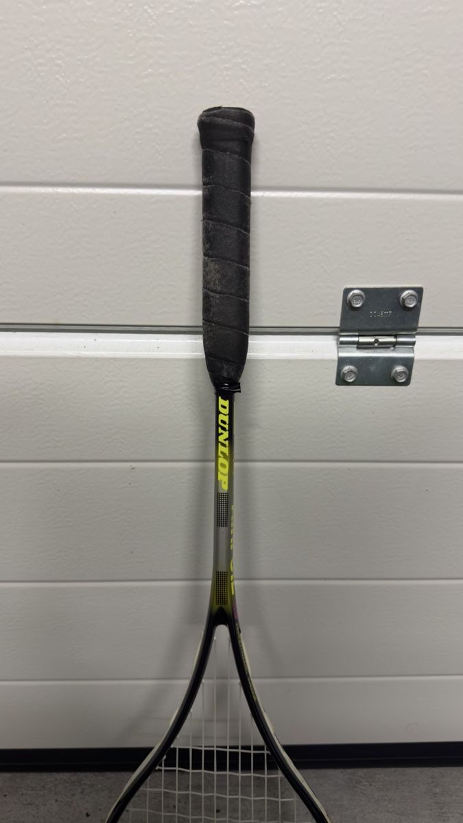 Dunlop Racchette: Dunlop Squashschläger inkl. Schutzhülle – Usato da Brugg AG venduto da Immerallesguet 2