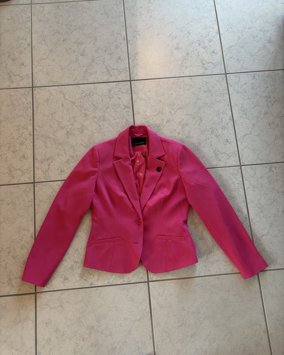 Vestes: Blazer Pink – D'occasion à Hergiswil NW par simi39
