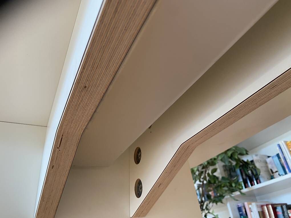 Schreibtische: Moderner Schreibtisch – Gebraucht aus Frauenfeld von loe_h5lf 4