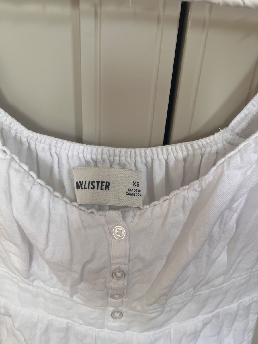 Hollister Top: Top Hollister – Usato da Neudorf venduto da wen_9jfq 1