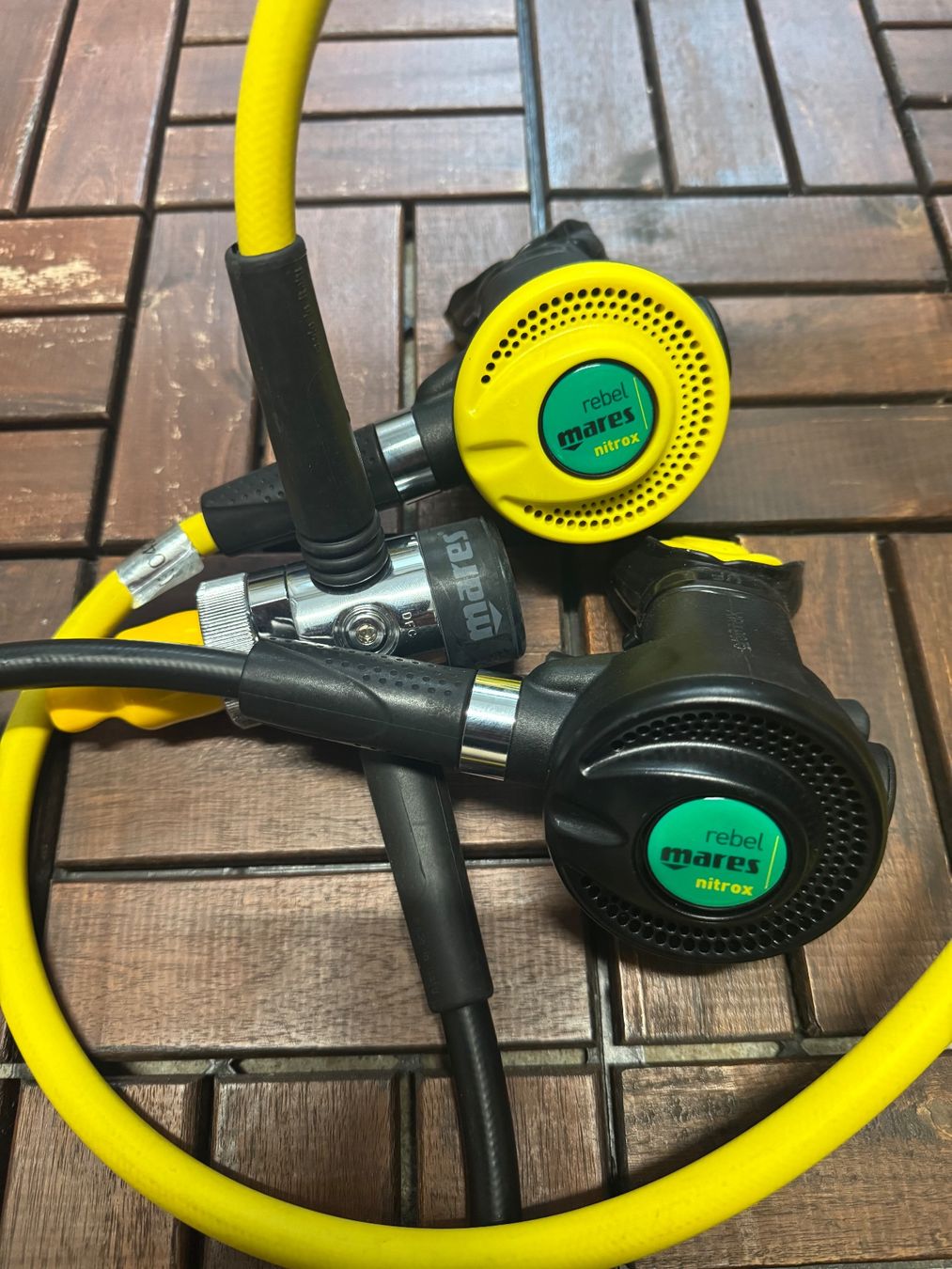 Mares Respiratori & Giubbotti: Mares - Nitrox Set 26x2 – Usato da Winterthur venduto da Giz 1