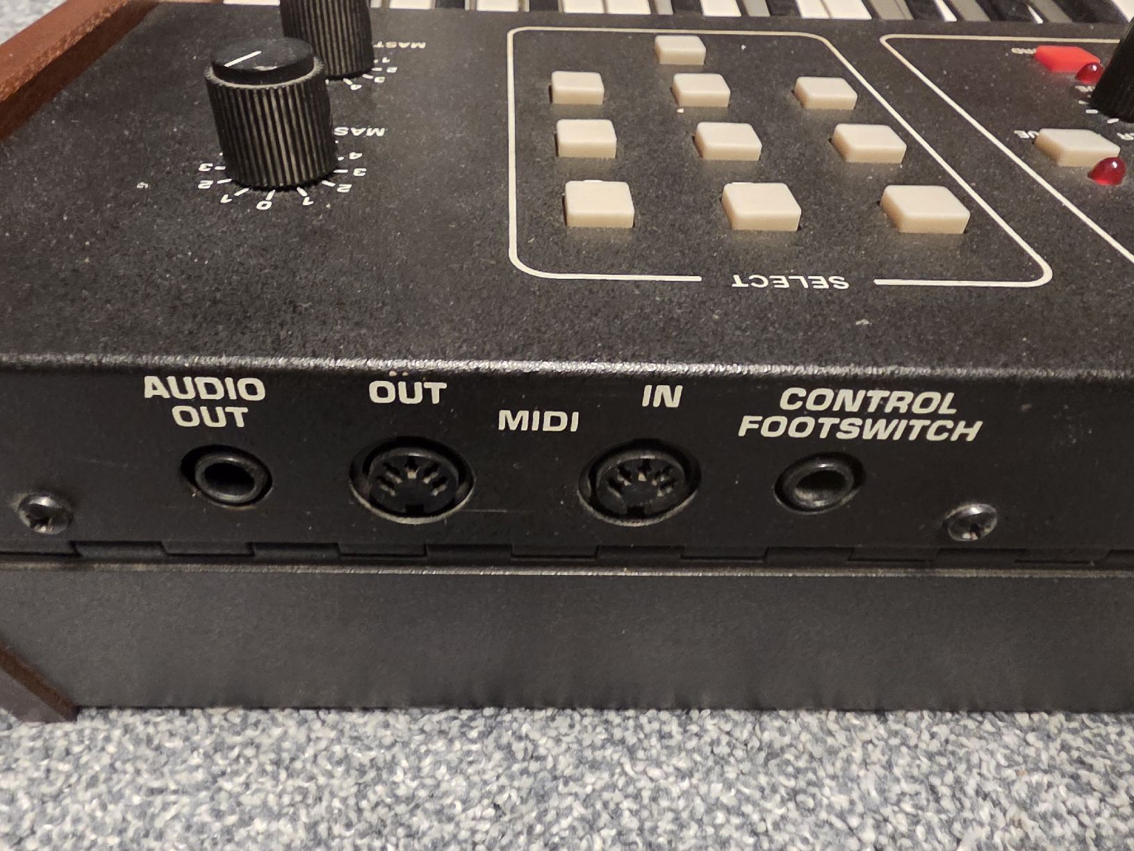 Sequential Instruments de musique: sequential six tracks  – Défectueux à St-Léonard par ale_685s 2