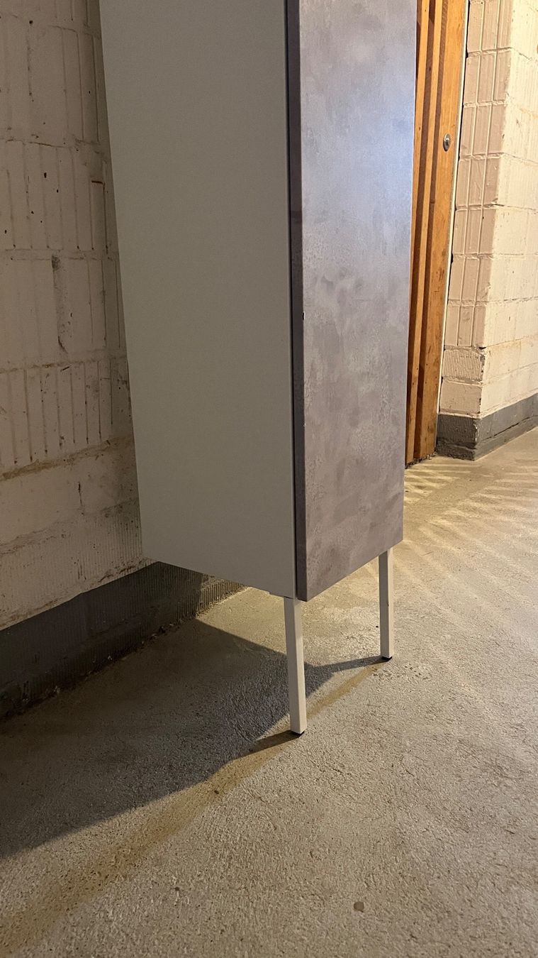 Ikea Armadi: Badezimmerschrank – Usato da Bern venduto da LeaSes 2