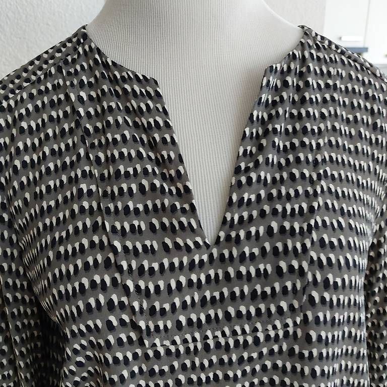Marc Cain Camicette: Marc Cain Bluse Gr. 3 – Nuovo (secondo la descrizione) da St. Gallen venduto da ostschweiz123 3