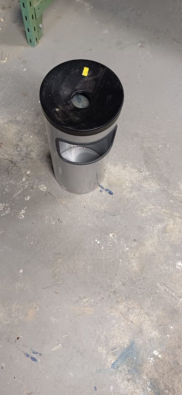 Aschenbecher: Cendrier/Aschenbecher der Perfekte ,solide stand!Pause Göhnt – Neu (gemäss Beschreibung) aus Payerne von jea_m6nb 7