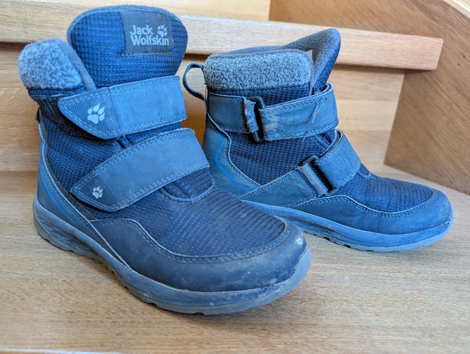 Jack Wolfskin Scarpe per ragazzi: Winterschuhe Jack Wolfskin, Gr. 33 – Usato da Winterthur venduto da voan