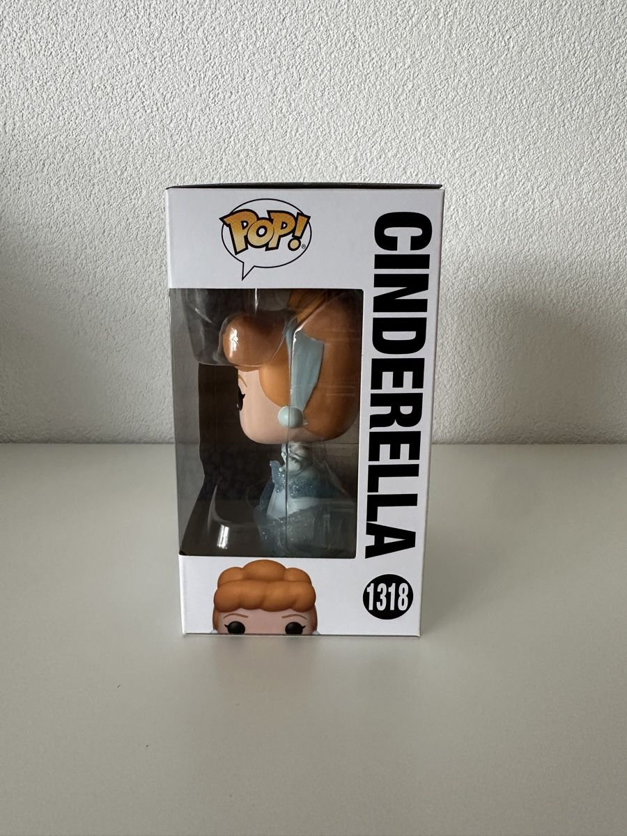 Funko Statuette: Funko Pop Disney 100 Cinderella – Nuovo e nell'imballaggio originale da Mels venduto da Hannah_Fee 1