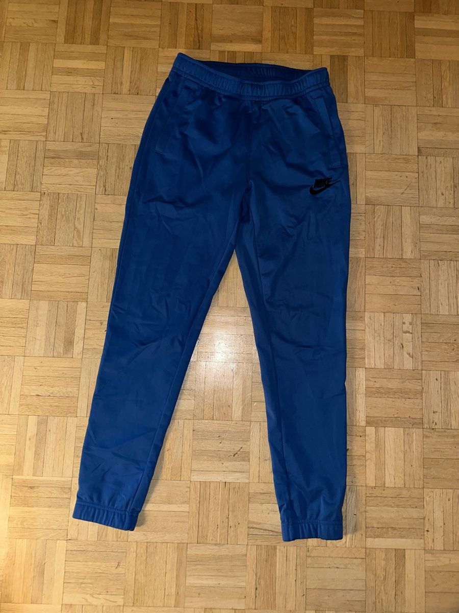 Nike Leggings: Jogging nike – Neu (gemäss Beschreibung) aus Genève von abelitoo
