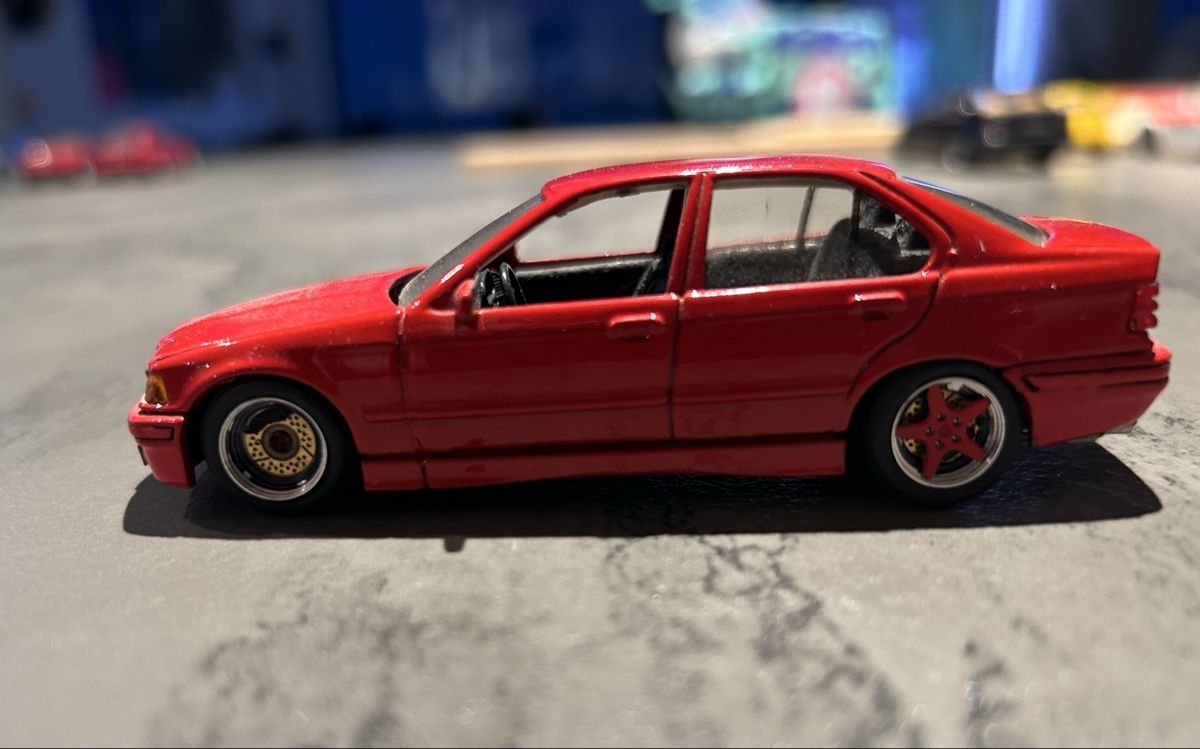 BMW Modellini d'auto: Voiture miniature BMW E36  – Difettoso da Baar nendaz venduto da min_n5tw 2