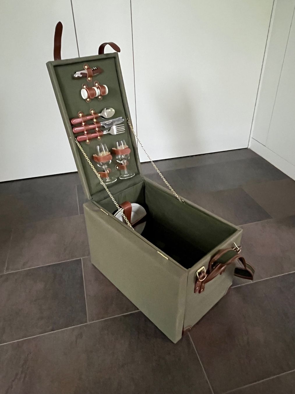 Sonstiges für Haushalt & Wohnen: Picknick Korb/Box – Neu (gemäss Beschreibung) aus Buchrain von trimase 1