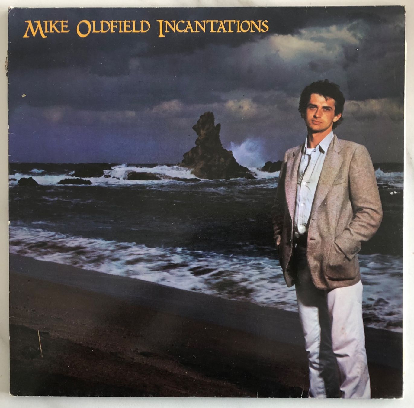 Schallplatten: MIKE OLDFIELD - INCANTATIONS – Gebraucht aus Poliez-Pittet von Newtown-Records