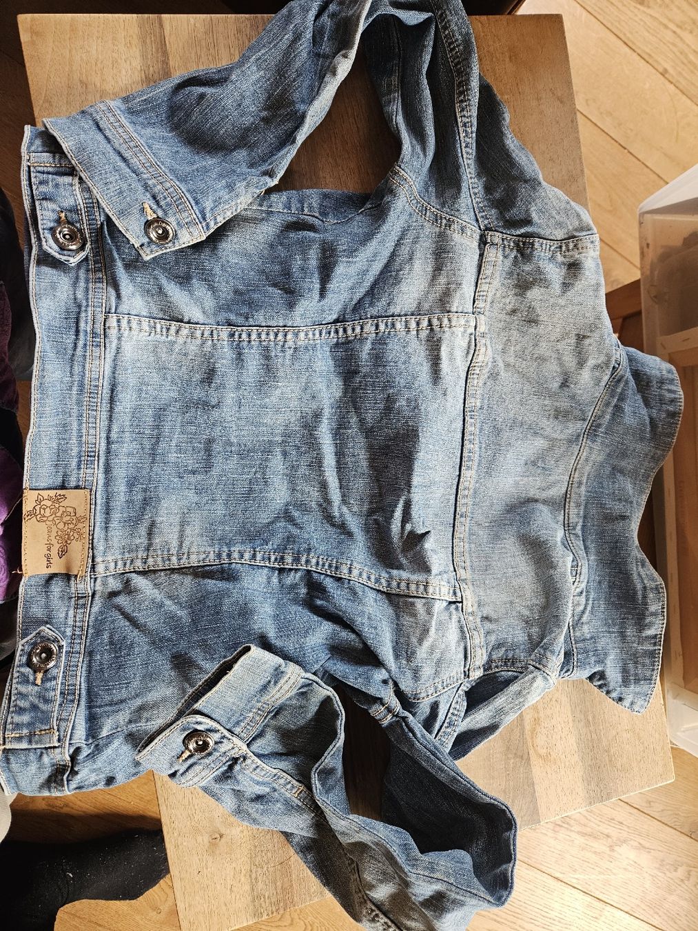 Zara Giacche: Coole Jeansjacke Grösse 152, Top Zustand – Usato da Spiez venduto da ann_y7bb 1